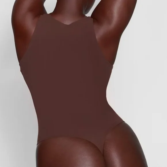 SKIMS!! Fits Everybody High Neck Thong Bodysuit- In Cocoa!! SOLD OUT COLOR!! - Picture 4 of 9